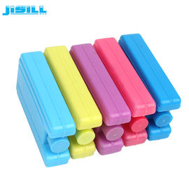 สีที่กําหนดเอง กระเป๋าสะพายน้ําแข็งขนาดเล็ก PCM เจลสําหรับการเก็บน้ําแข็ง พร้อมกระเป๋าสะพายกระเป๋ากล่องสําหรับอาหารแข็ง
